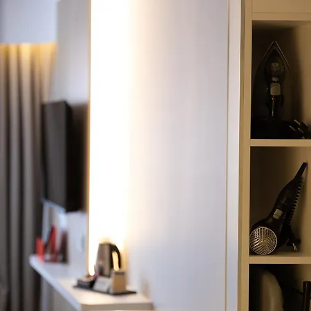Express Caen By Ihg Отель 3*