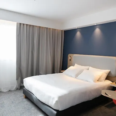 Отель Express Caen By Ihg 3*