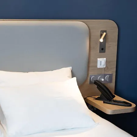 Express Caen By Ihg Отель 3*